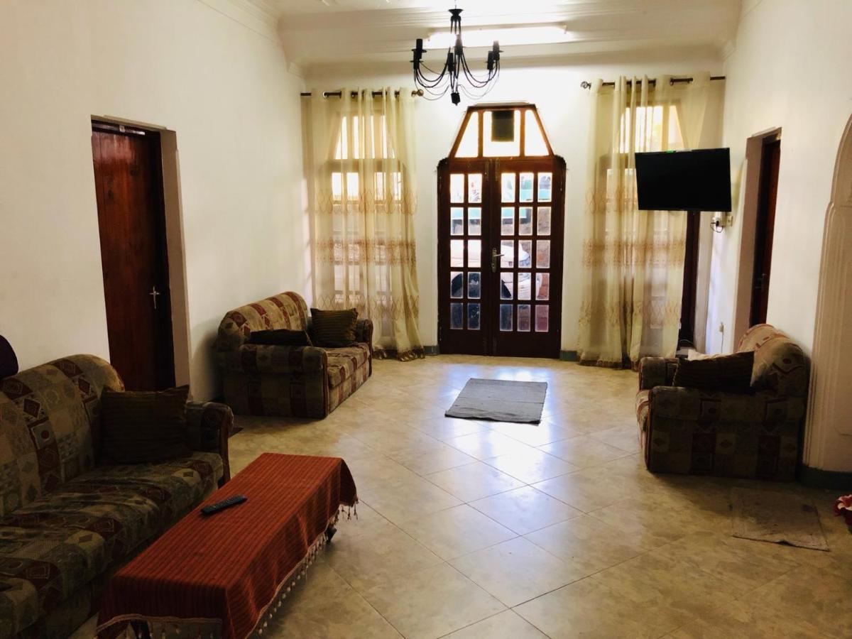 Suisse Villa Kandy Exterior photo
